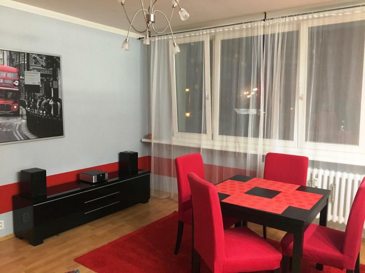 Apartment Scirocco Prague - Two Bedroom Apartment Bagian luar foto
